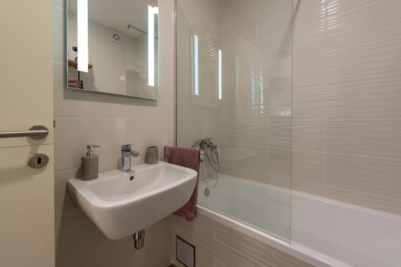 נובי סאד Danijela Apartment מראה חיצוני תמונה